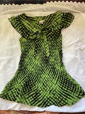 Sasha Green and Black Patterned Tie-Neck Blouse